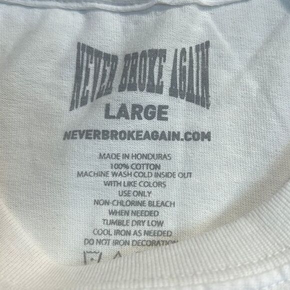 ‎NBA
youngBoy 38 baby- never broke again NWT-Large - Picture 3 of 4